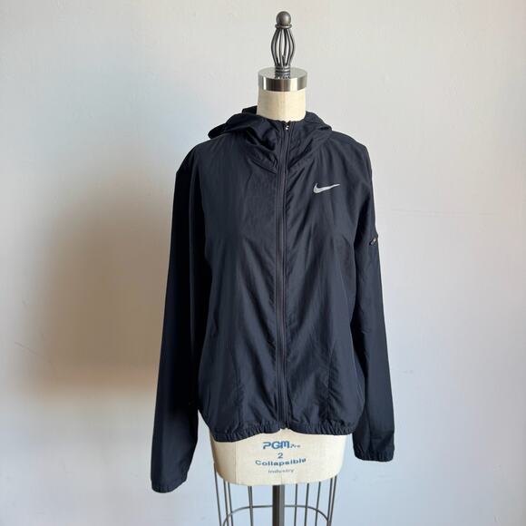 NIKE Women's UV Protection Light Hooded Running Jacket DH1990 010 N5 - Picture 1 of 9